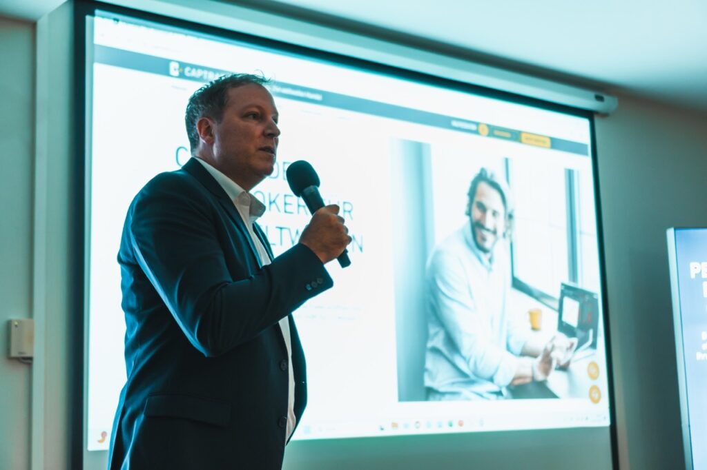 Groß (bilder graz4)