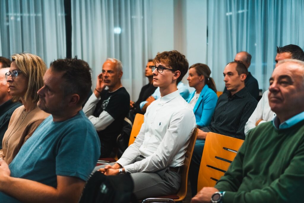 Groß (bilder graz7)