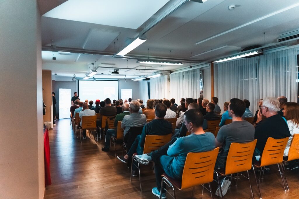 Groß (bilder graz8)