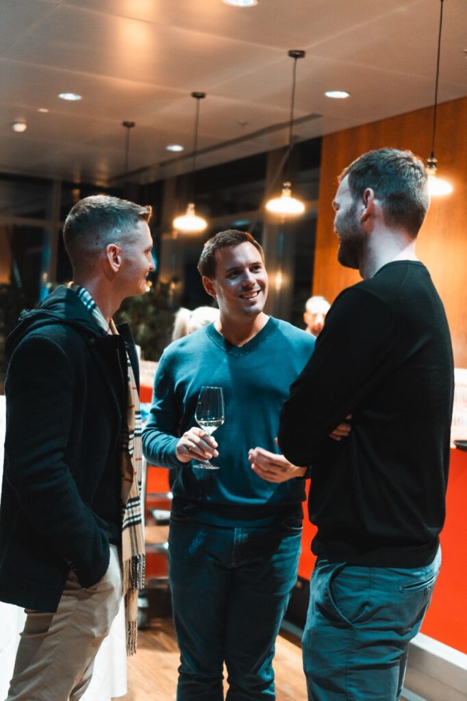 Groß (bilder wien9)